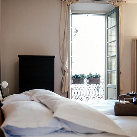 Ferienwohnung La Finestra Sul Duomo - The House Of Travelers Como Exterior foto