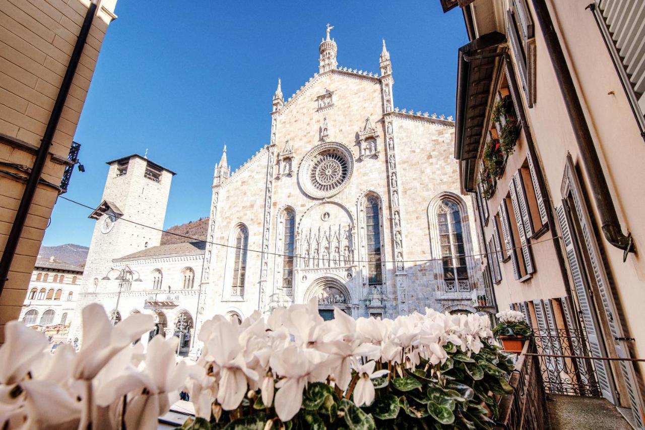 Ferienwohnung La Finestra Sul Duomo - The House Of Travelers Como Exterior foto