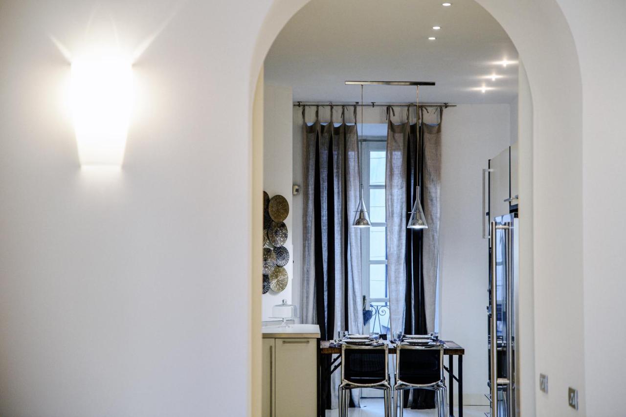 Ferienwohnung La Finestra Sul Duomo - The House Of Travelers Como Exterior foto