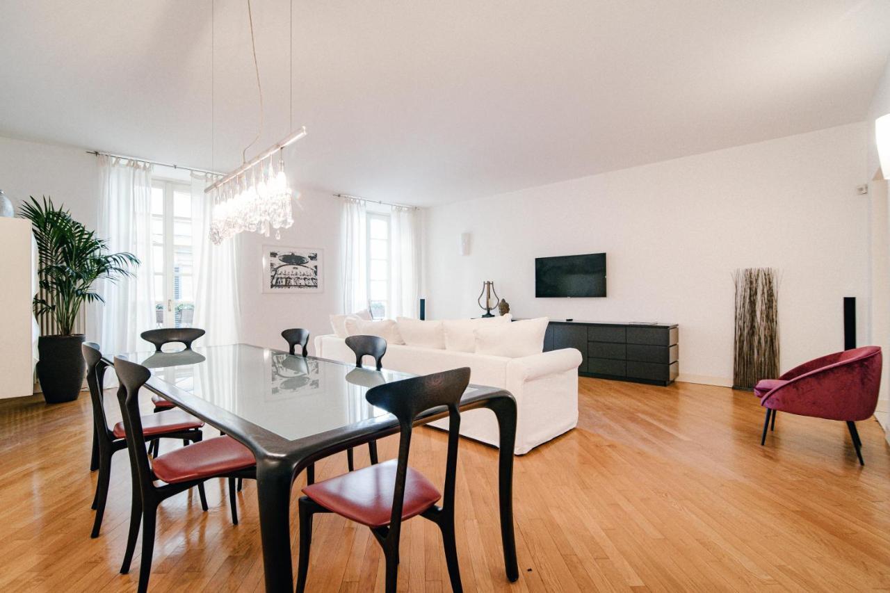 Ferienwohnung La Finestra Sul Duomo - The House Of Travelers Como Exterior foto