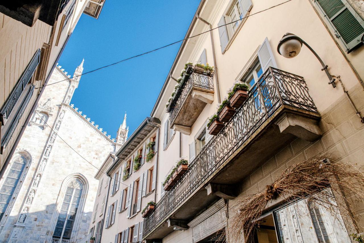 Ferienwohnung La Finestra Sul Duomo - The House Of Travelers Como Exterior foto