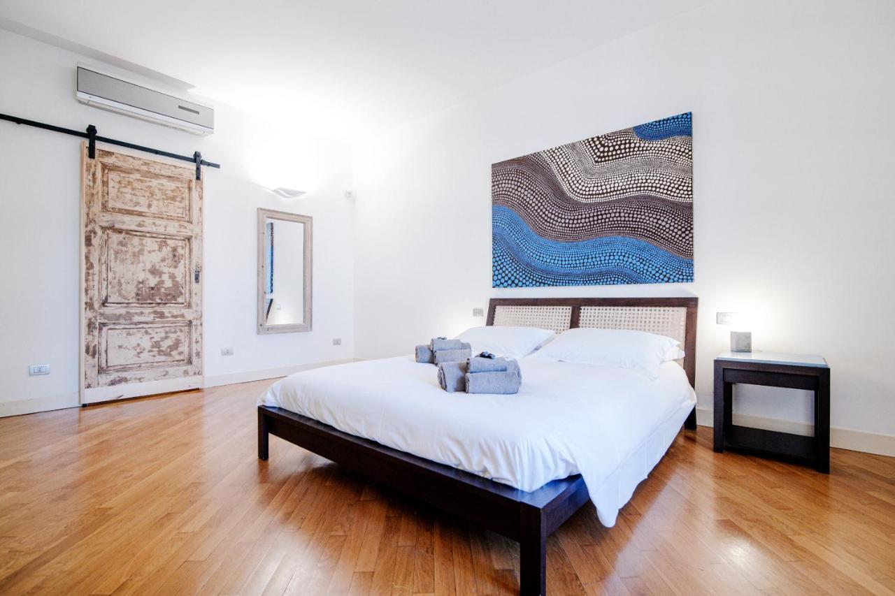 Ferienwohnung La Finestra Sul Duomo - The House Of Travelers Como Exterior foto